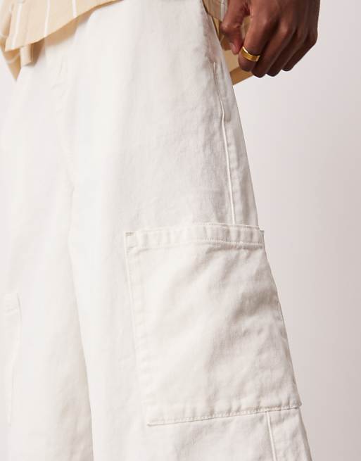 DESIGN Longer Length Pull On Cargo Shorts In White