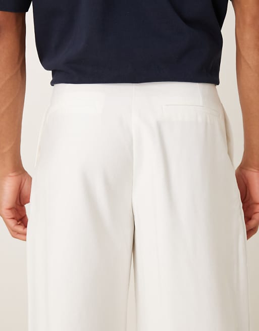 DESIGN Loose Fit Trousers With Deep Pleat Detail In White
