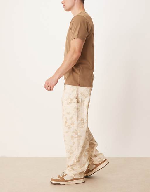 DESIGN Loose Straight Cargo Trousers In Camo