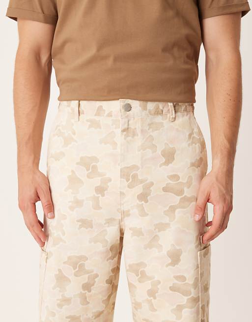 DESIGN Loose Straight Cargo Trousers In Camo