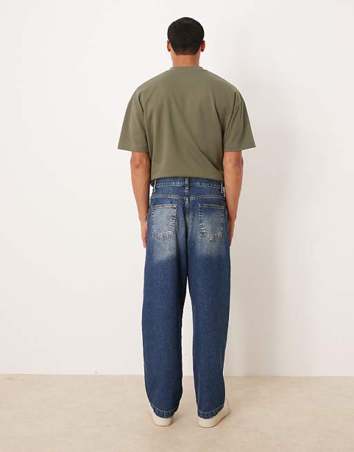 DESIGN Loose Straight Jeans In Mid Wash Blue