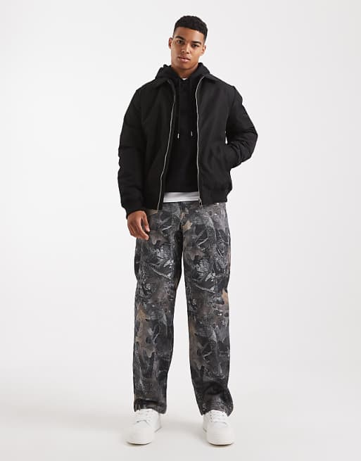 DESIGN Loose Straight Trousers In Camo