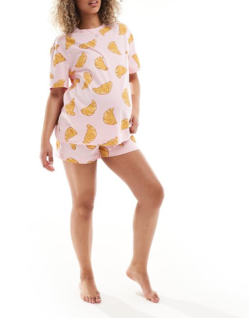 DESIGN Maternity Croissant Oversized Tee & Short Pyjama Set In Pink