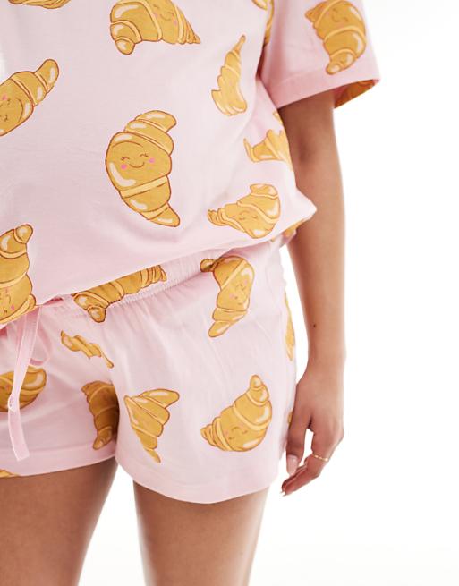 DESIGN Maternity Croissant Oversized Tee & Short Pyjama Set In Pink