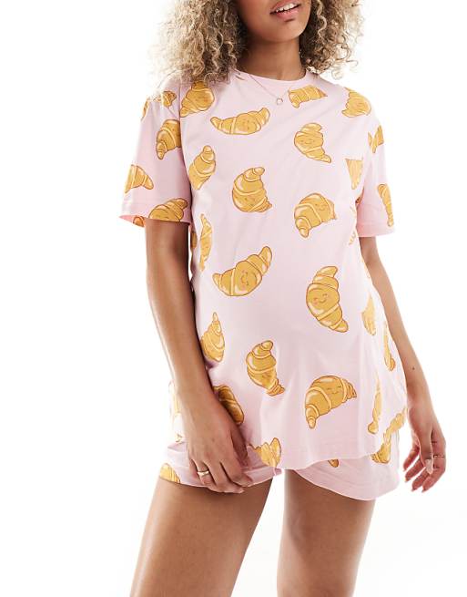DESIGN Maternity croissant oversized tee & short pyjama set in pink