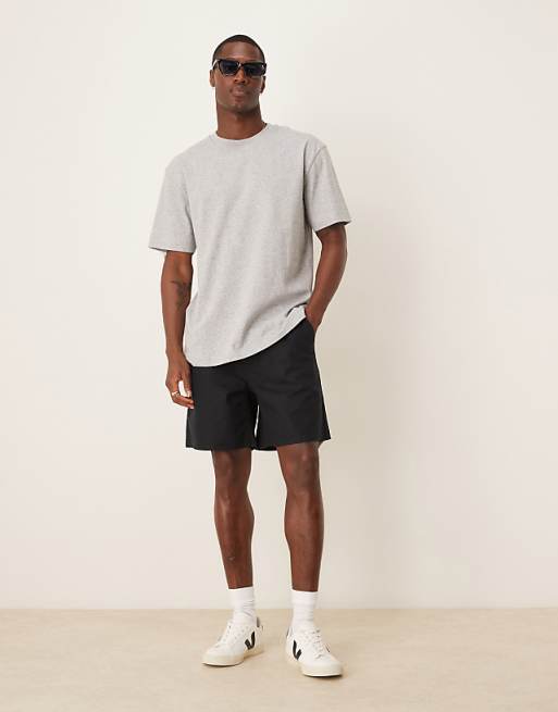 DESIGN mid length pull on linen blend short in black