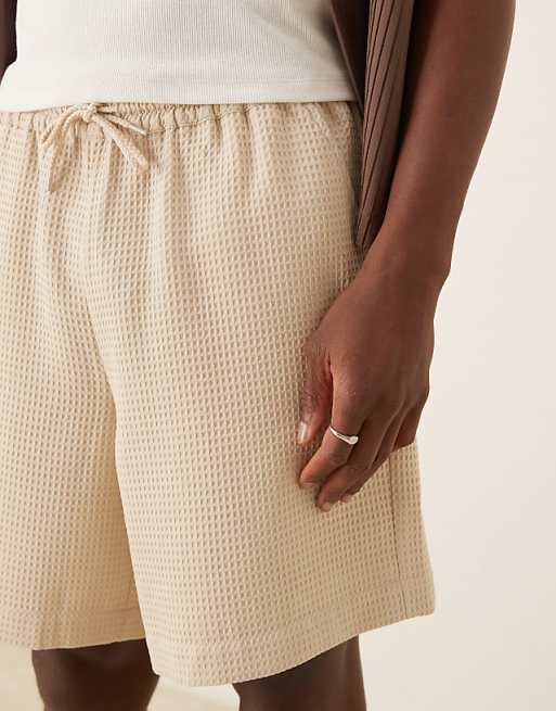 DESIGN Mid Length Waffle Short In Ecru