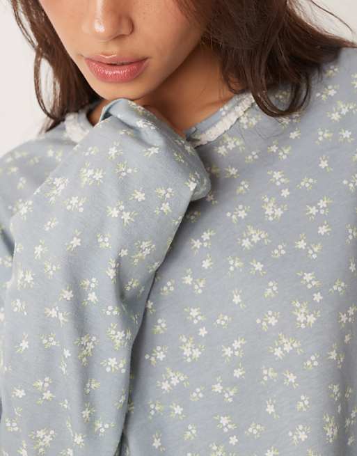 DESIGN Mix & Match Long Sleeve Boxy Pyjama Top In Blue Ditsy Print