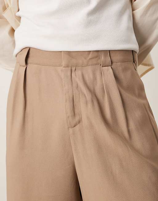 DESIGN Oversized Bemuda Shorts With Pleat Details In Sand