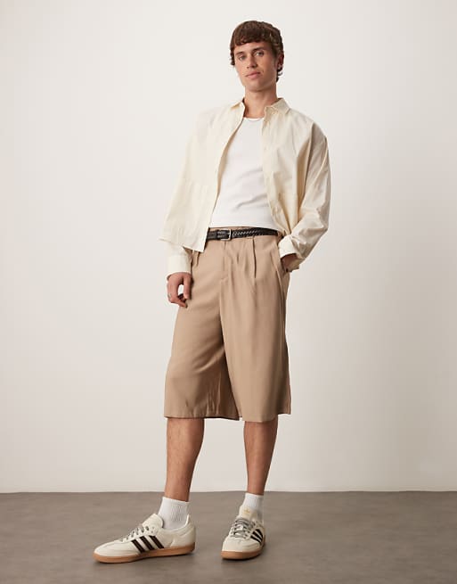 DESIGN oversized bemuda shorts with pleat details in sand DESIGN oversized bemuda shorts with pleat details in sand