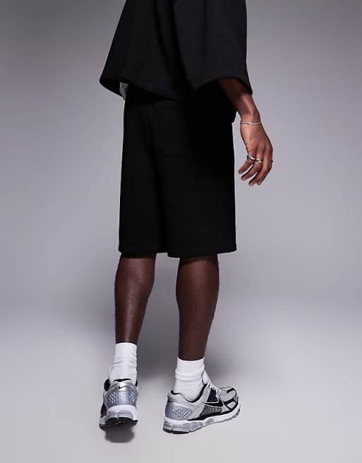 DESIGN Oversized Co-ord Shorts In Black