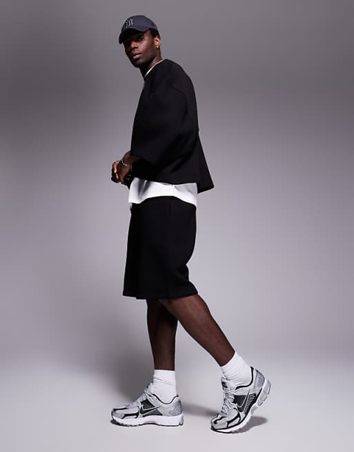 DESIGN Oversized Co-ord Shorts In Black