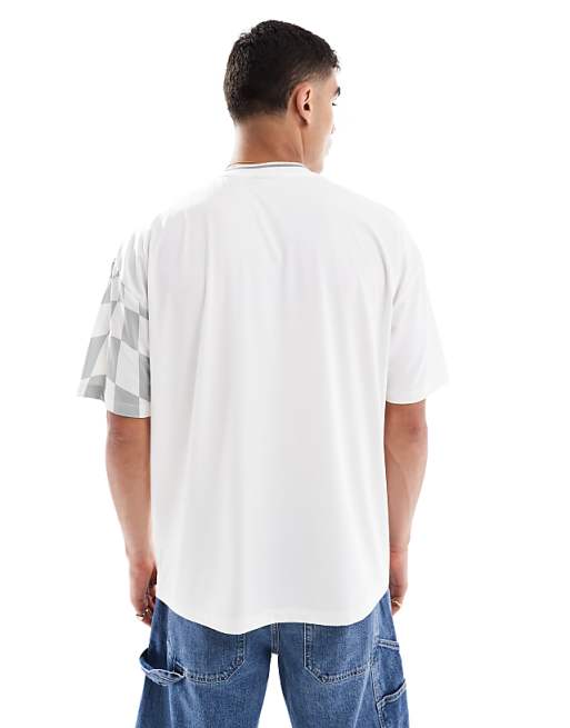 DESIGN Oversized T-shirt With High Build Sports Graphic In Printed Sports Fabric