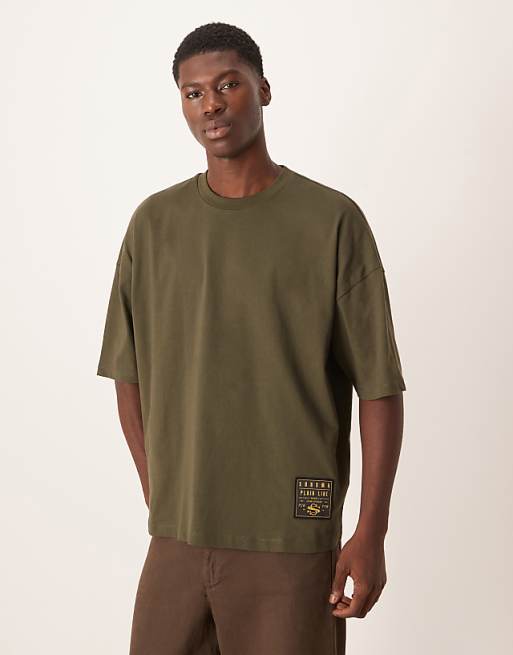 DESIGN oversized t-shirt with woven tab in green