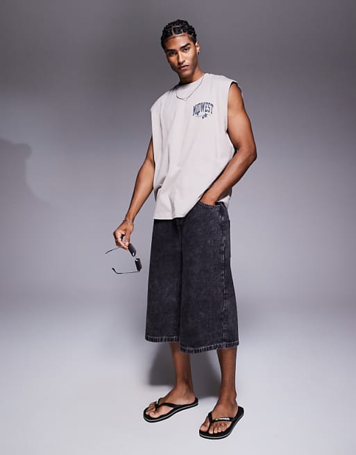 DESIGN Oversized Tank With Western Graphic In Stone