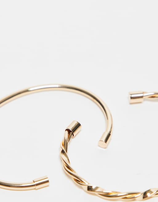 DESIGN Pack Of 2 Cuff Bracelets With Plain And Twist Detail In Gold Tone