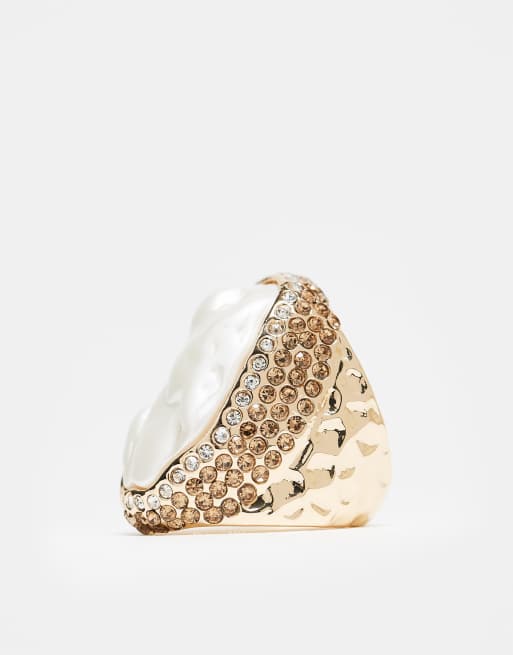 DESIGN Pearl Statement Ring