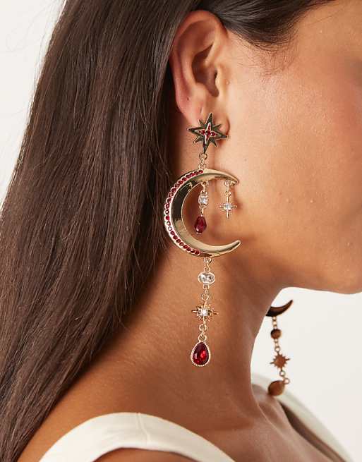 DESIGN pendant earrings with detailed moon and stars in gold tone