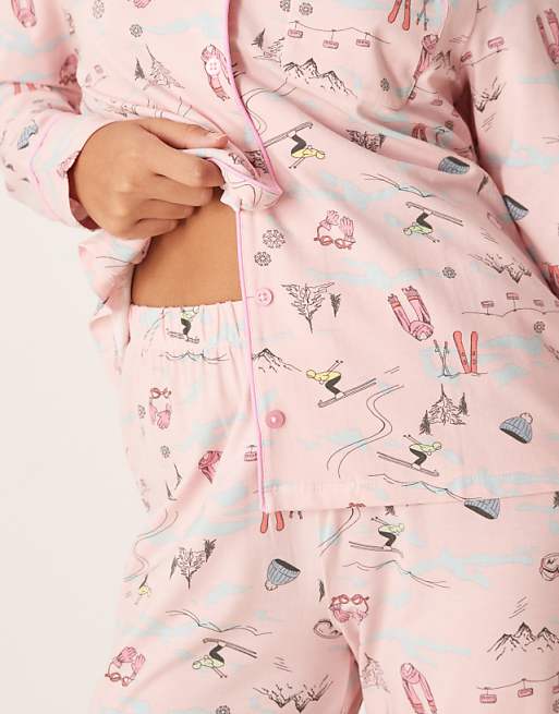 DESIGN Petite Super Soft Long Sleeve Shirt & Trouser Pyjama Set With Contrast Piping In Ski Print