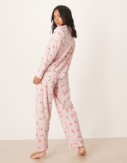 DESIGN Petite Super Soft Long Sleeve Shirt & Trouser Pyjama Set With Contrast Piping In Ski Print