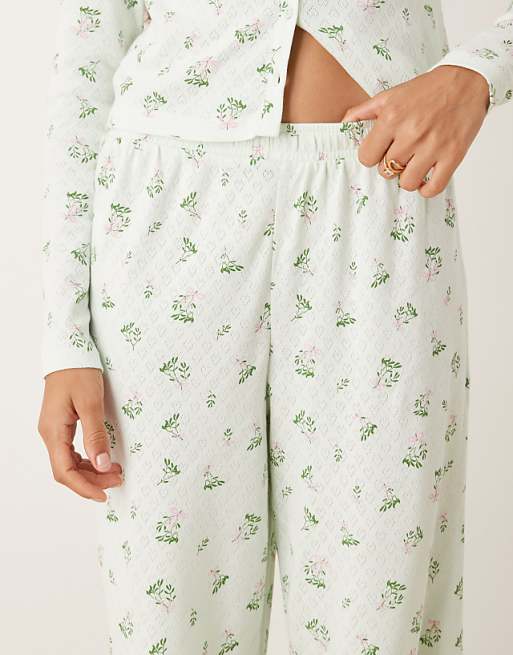 DESIGN Pointelle Long Sleeve Pyjama Set In Mistletoe Print