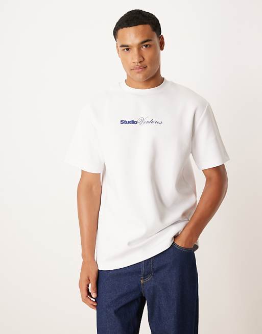 DESIGN Premium Interlock Relaxed T-shirt With City Graphic In White