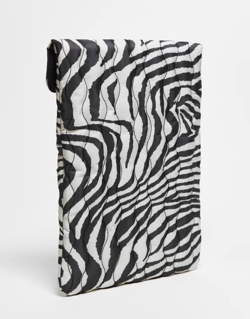 DESIGN Quilted Laptop Sleeve In Zebra Print