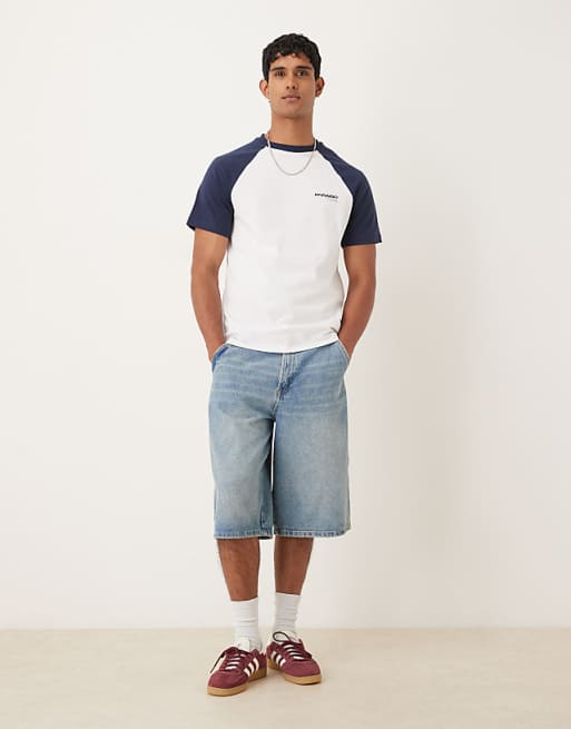 DESIGN Raglan T-shirt With Chest Graphic In White And Navy