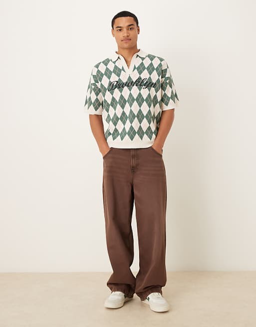 DESIGN Relaxed Knitted Argyle Print Polo With Brooklyn Graphic In Cream And Green