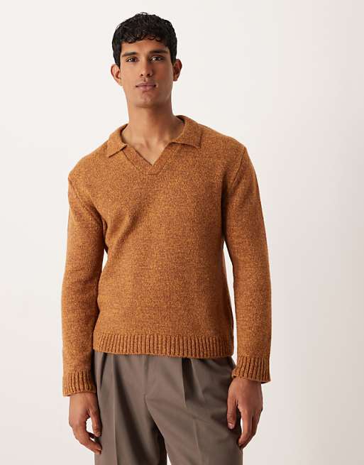 DESIGN relaxed knitted notch neck jumper in tan