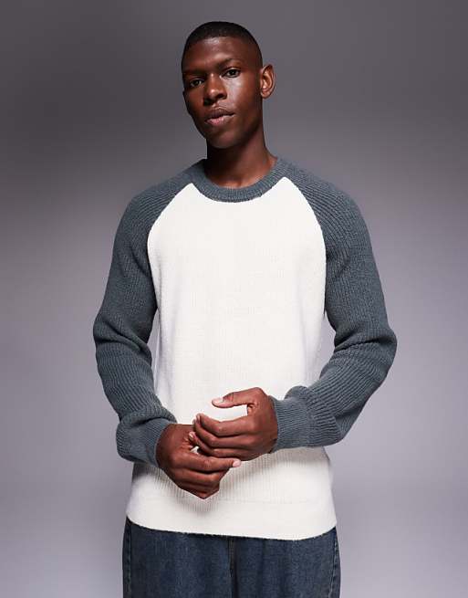 DESIGN relaxed knitted raglan long sleeve crew neck jumper in white