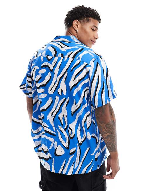 DESIGN Relaxed Revere Shirt With Animal Print In Blue