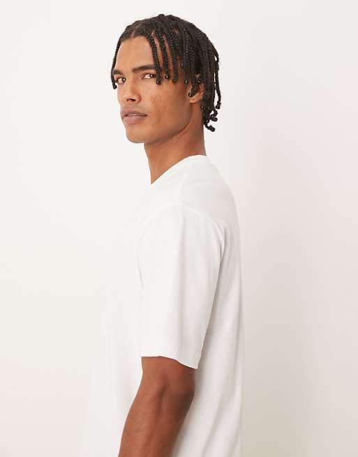 DESIGN Relaxed T-shirt With Front Chest Label In White