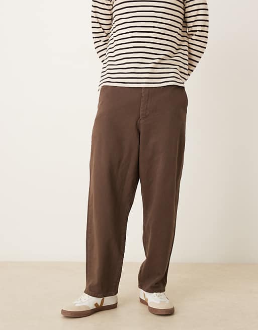 DESIGN relaxed tapered trousers in brown