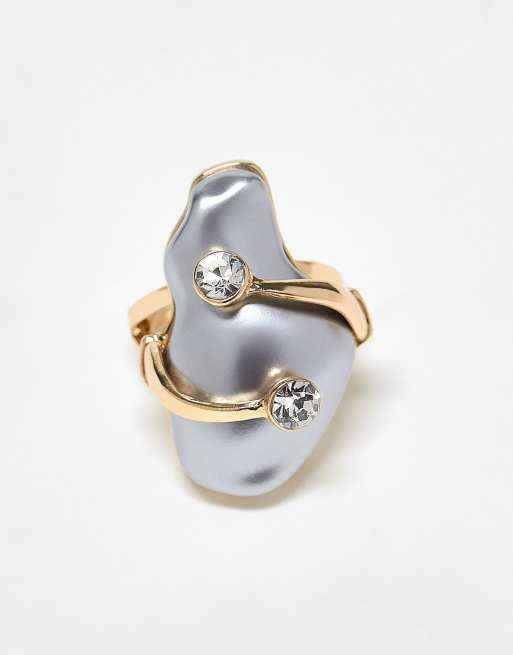 DESIGN Ring With Faux Pearl And Crystal Wrap Around Details In Gold Tone