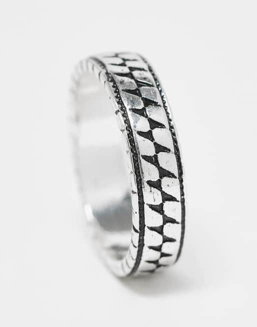 DESIGN Scale Textured Band Ring In Burnished Silver Tone