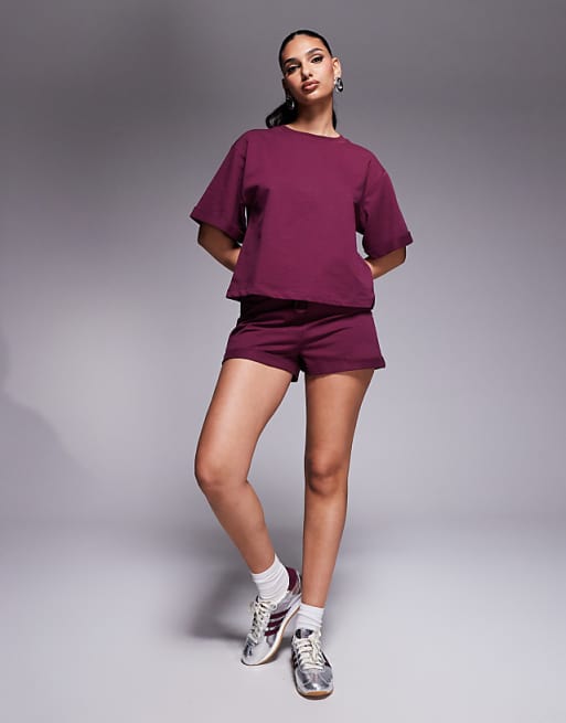 DESIGN short sleeve sweatshirt tee and short co ord in burgundy