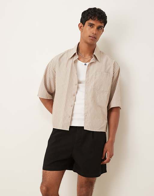 DESIGN shorter length denim short with pleats in black
