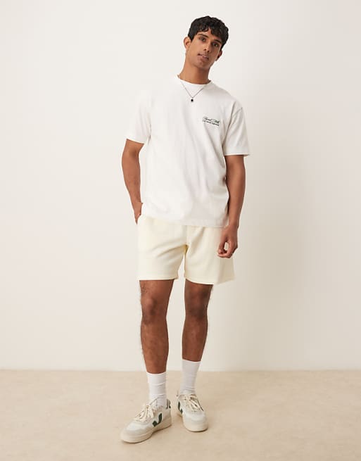 DESIGN shorter length short in cream