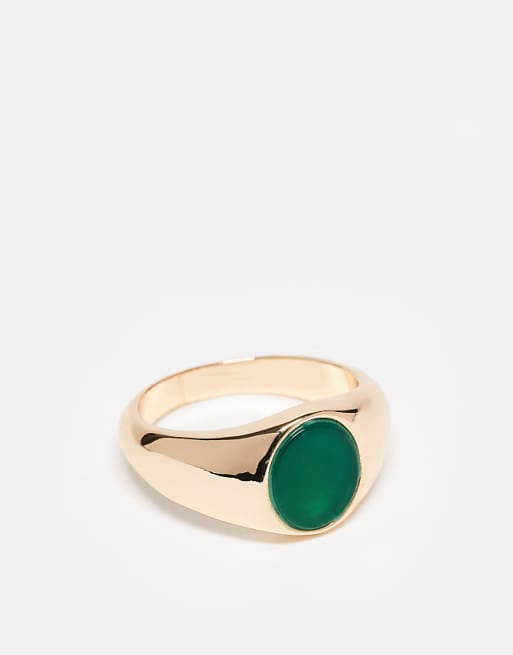 DESIGN signet ring with semi precious emerald stone in gold tone
