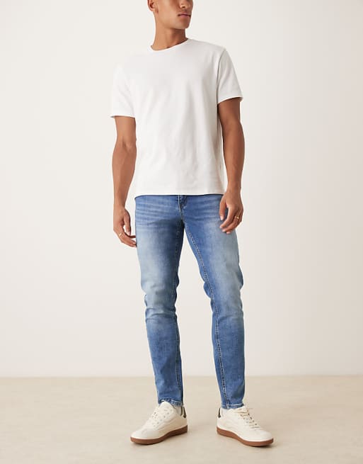 DESIGN slim jeans in light wash blue