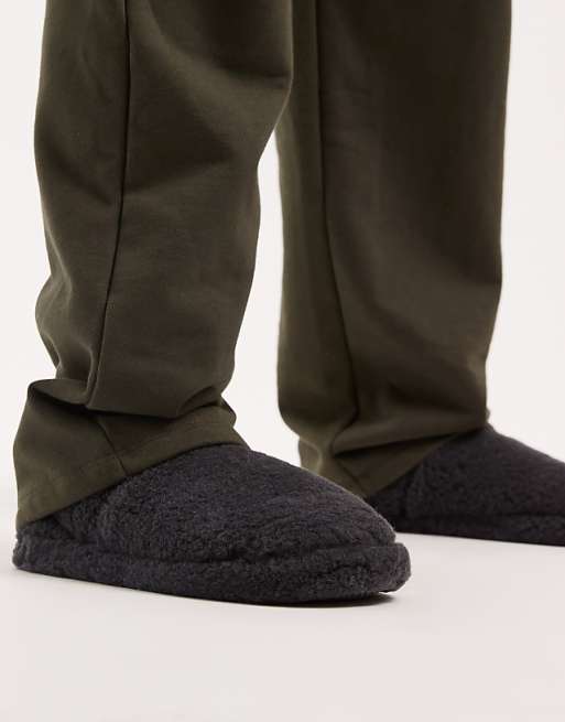 DESIGN Slippers In Grey Borg