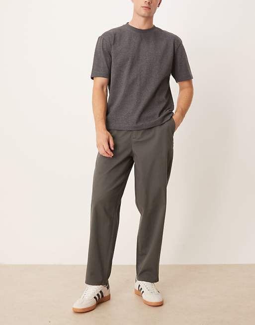DESIGN Smart Carrot Fit Trousers In Charcoal