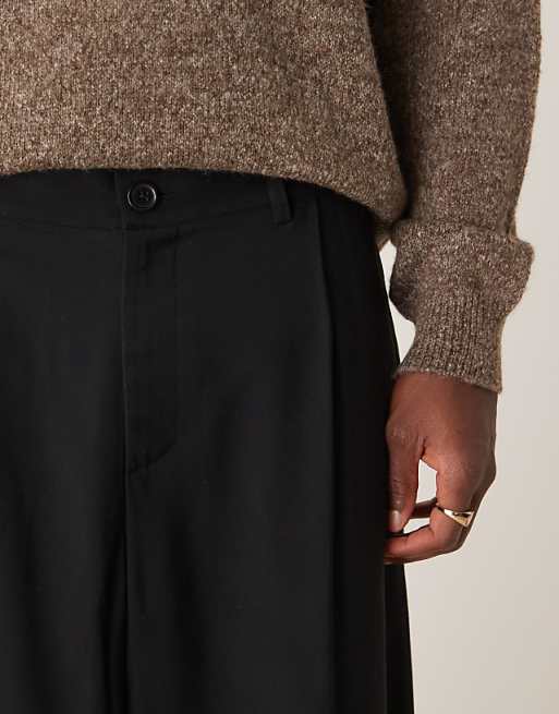 DESIGN Smart Extreme Tapered Trousers With Front Pleats In Black