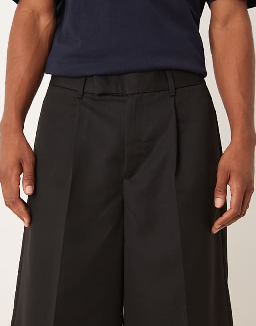 DESIGN Smart Oversized Bermuda Shorts With Front Pleat In Black