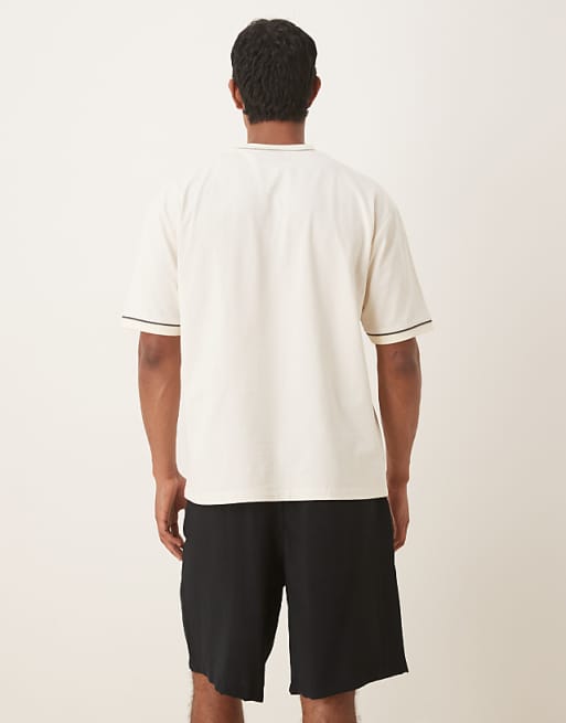 DESIGN Smart Straight Fit Longer Length Shorts In Black