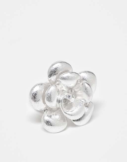 DESIGN statement flower ring in brushed silver