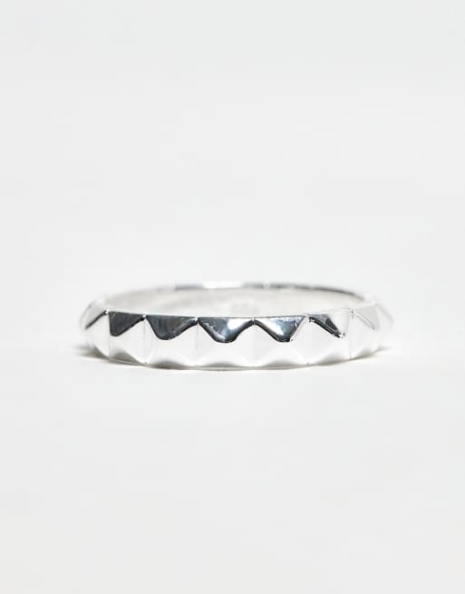 DESIGN Sterling Silver Pyramid Stud Band Ring In Silver Tone