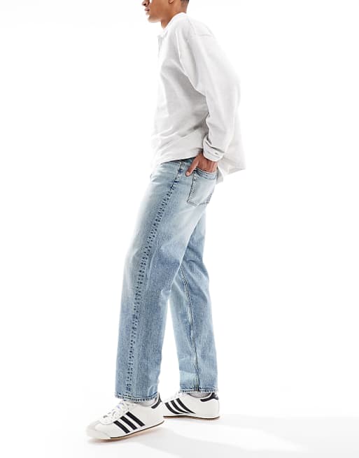 DESIGN Straight Fit Jeans In Light Wash Blue
