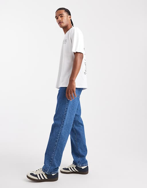 DESIGN Straight Jeans In Mid Wash Blue